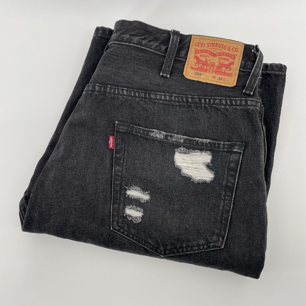 Levis 569 Men's Size 38 Black Denim Shorts Relaxed Distressed Y2k Baggy
